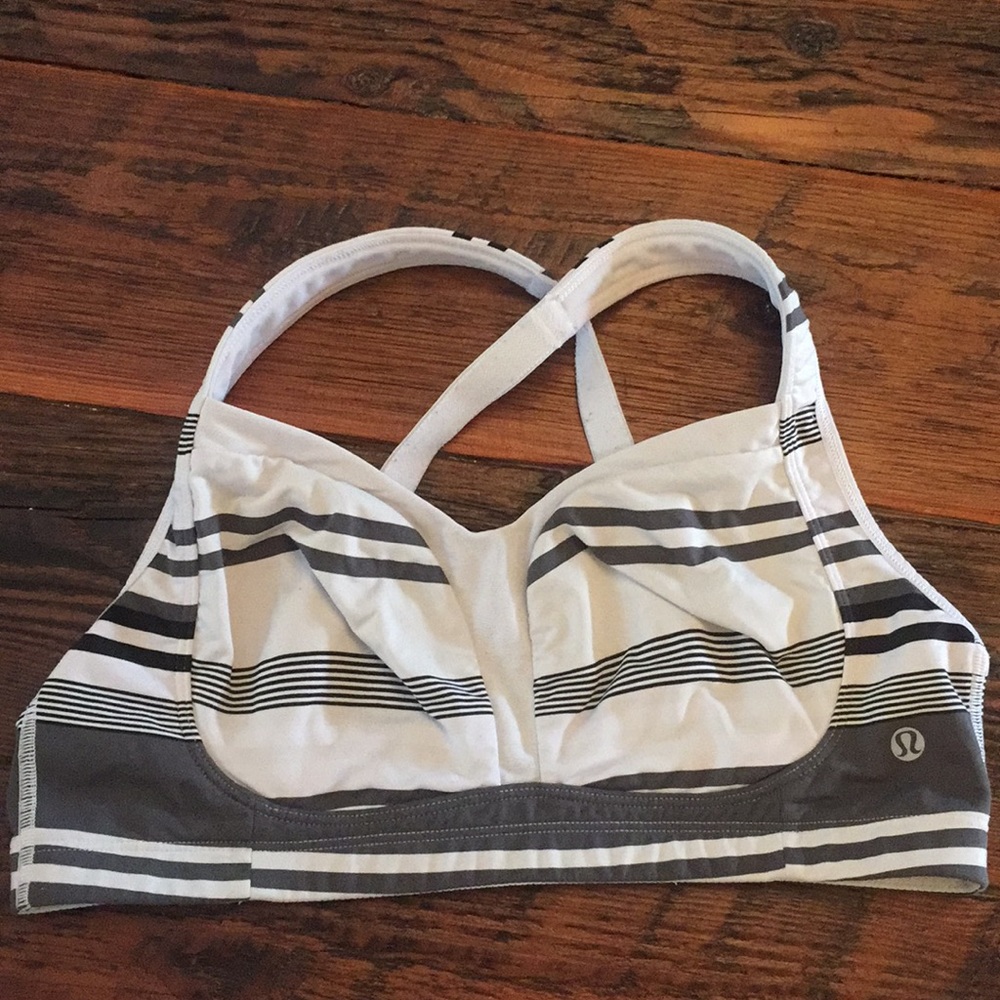 Lululemon ta ta tamer